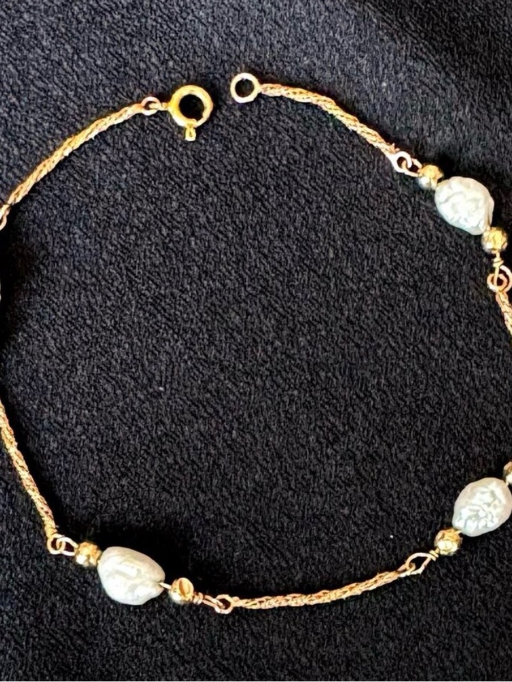 14k Real Gold Genuine Pearl Bracelet 4 freshwater pearls 7’